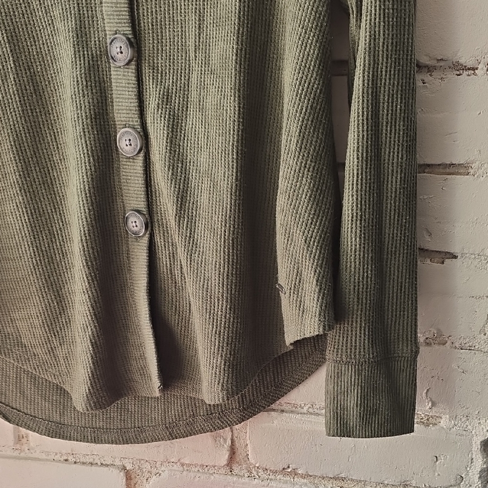 Hollister Olive Green Ribbed Button-Front Long Sleeve Top